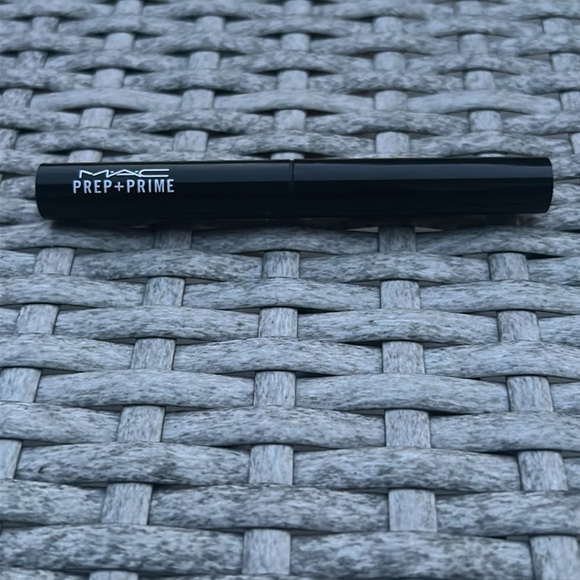 Brand New MAC Prep + Prime Lip - Picture 2 of 2